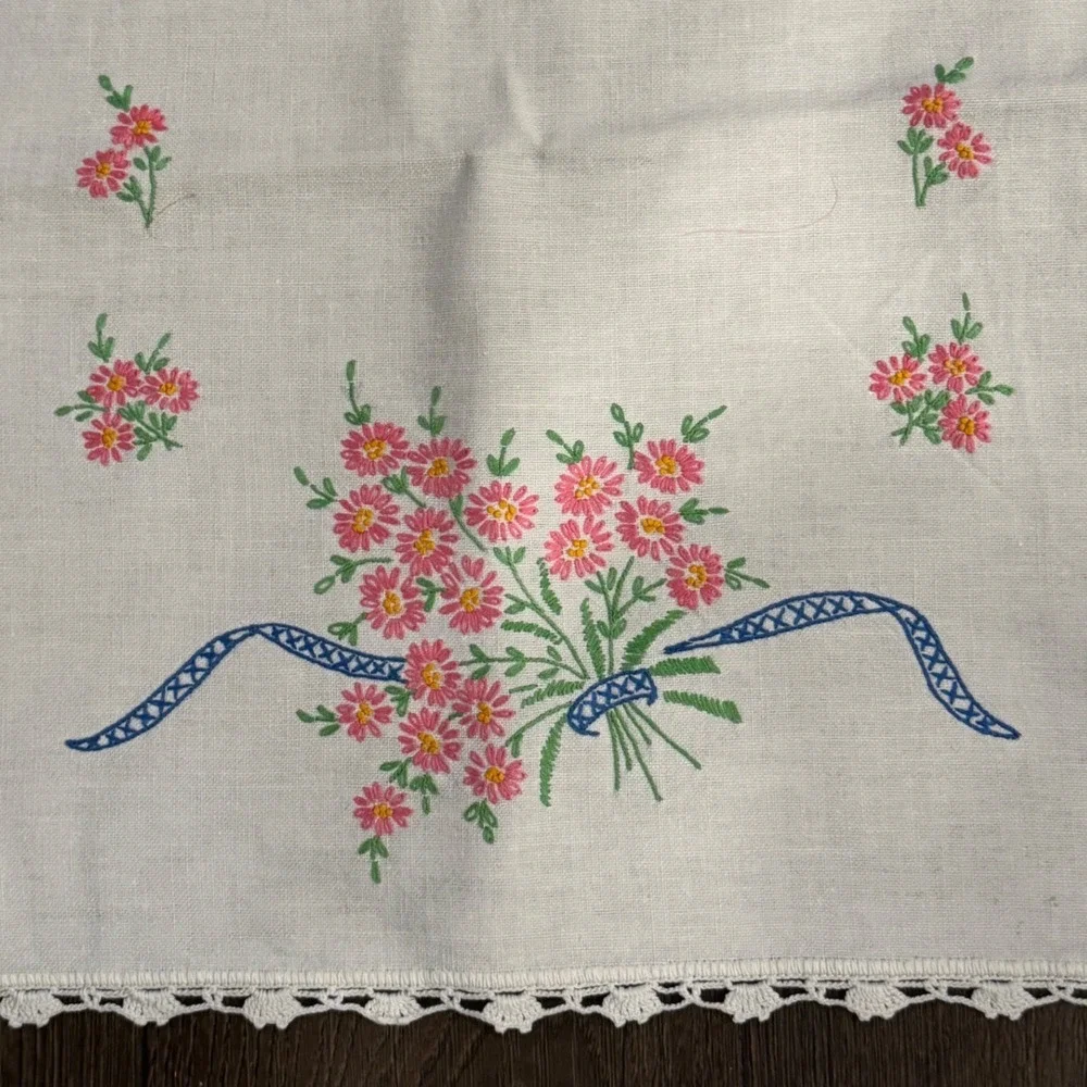 Vintage Embroidered Floral Table Runner‎ Pink Flowers Blue Ribbon Trim 40 x 16